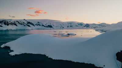 Recorde alarmante: Nível de gelo no Mar da Antártica atinge mínima histórica